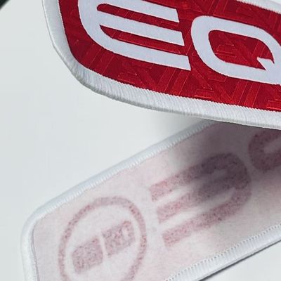Gepersonaliseerde gedrukte Naai In Geweven Kleding Labels Kleding Tags