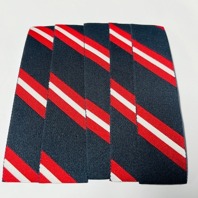 0.4mm Logo Thickness Woven Clothing Labels Customized with CDR Artwork File